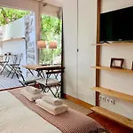 Cozy With Private Terrace