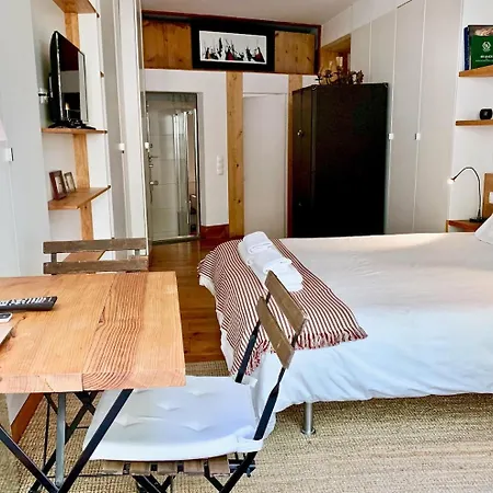 Cozy With Private Terrace *